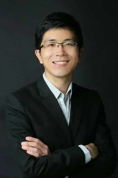 Lin YingXin (Mr.), LL.B. (SMU) (Hons)
